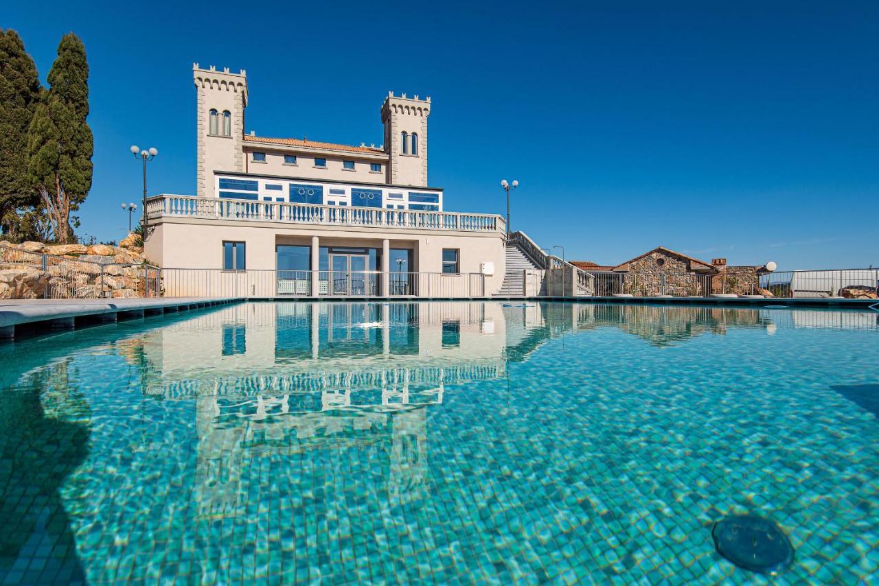 Castello Bonaria Wine & Spa Resort Кампилия Маритима Екстериор снимка